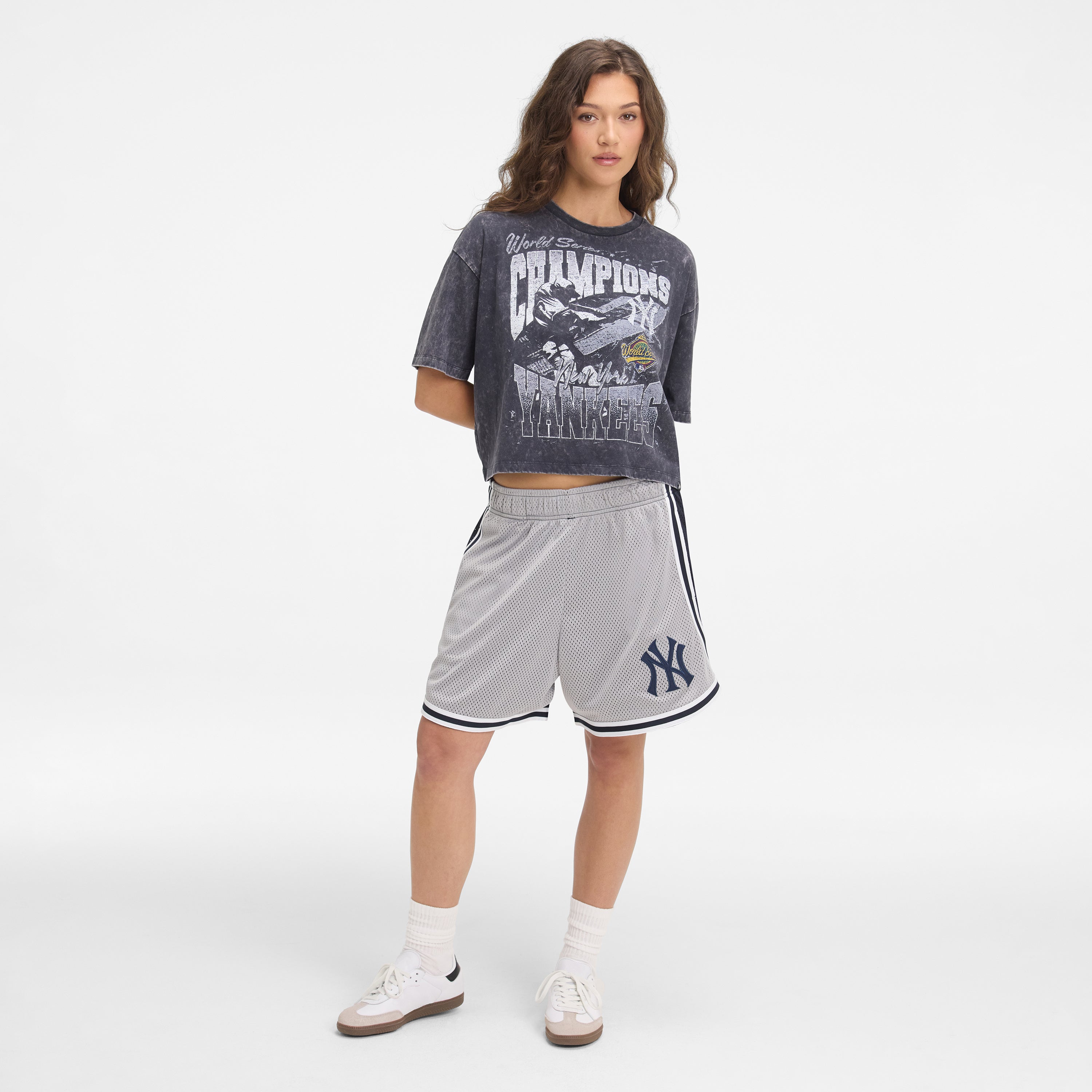 Kansas City Chiefs Sport Classics Women's Cropped T-Shirt