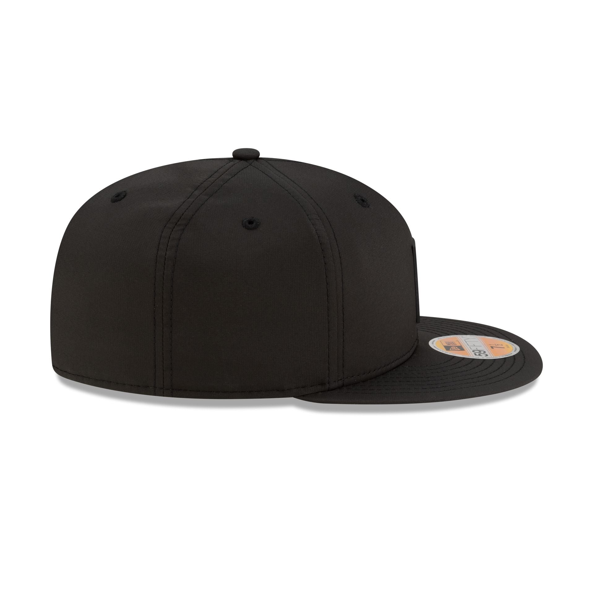 Chicago Bears 2025 Sideline Hot Weather Black 59FIFTY Fitted Hat