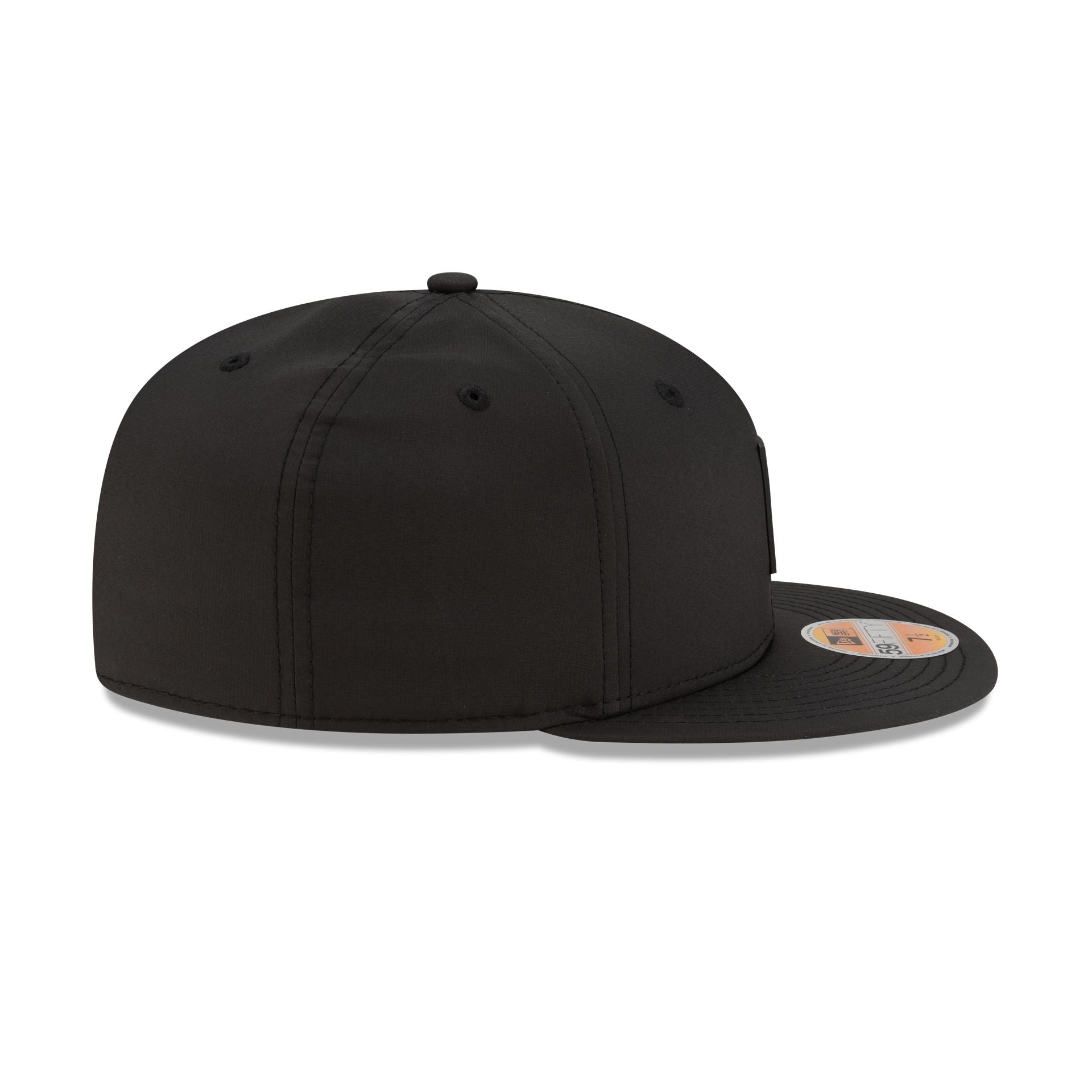 Chicago Bears 2025 Sideline Hot Weather Black C 59FIFTY Fitted Hat