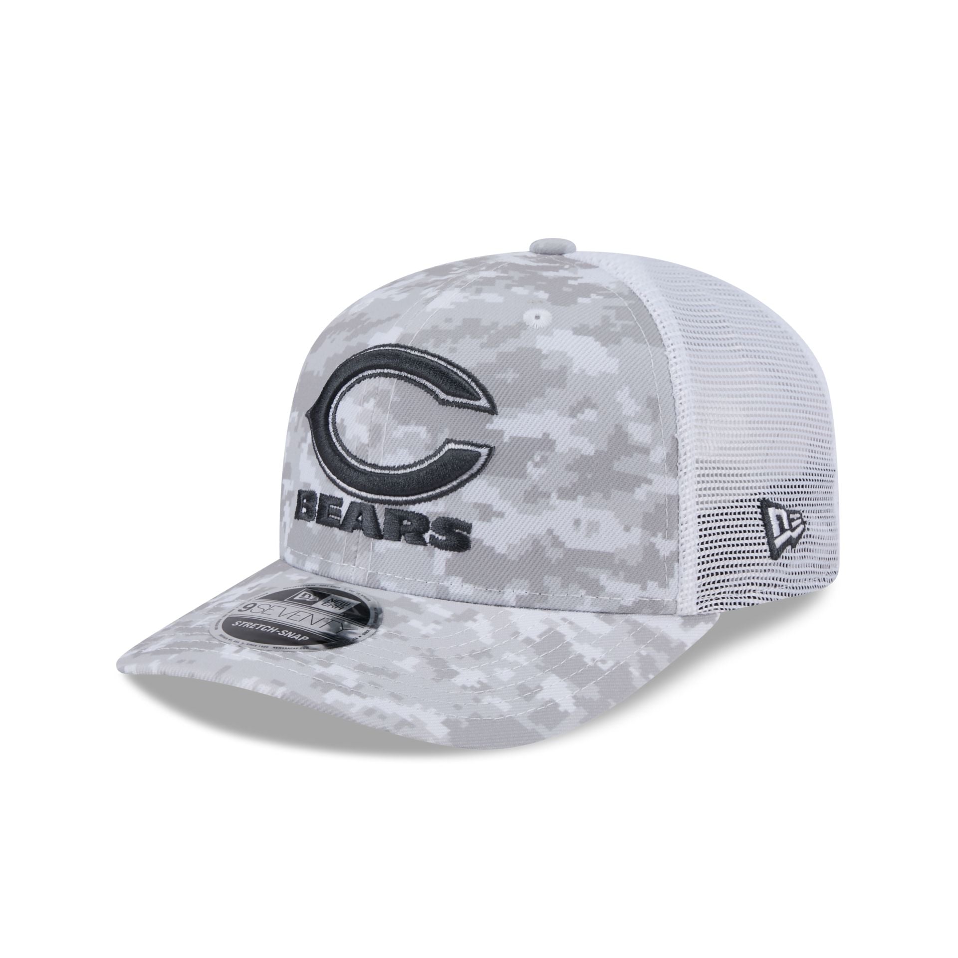 Chicago Bears 2024 Salute to Service 9SEVENTY Trucker Hat