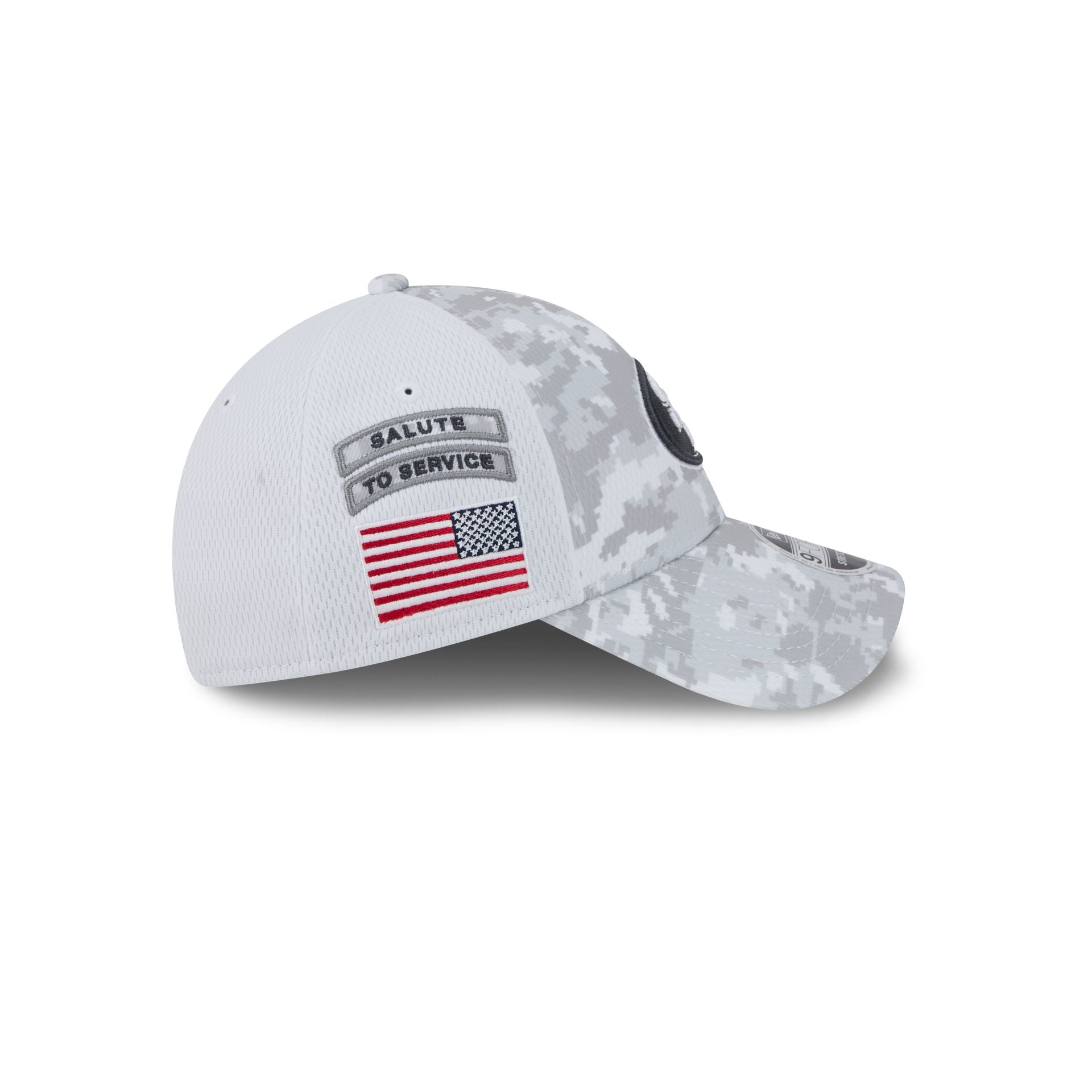 San Francisco 49ers 2024 Salute to Service 9FORTY Stretch-Snap Hat