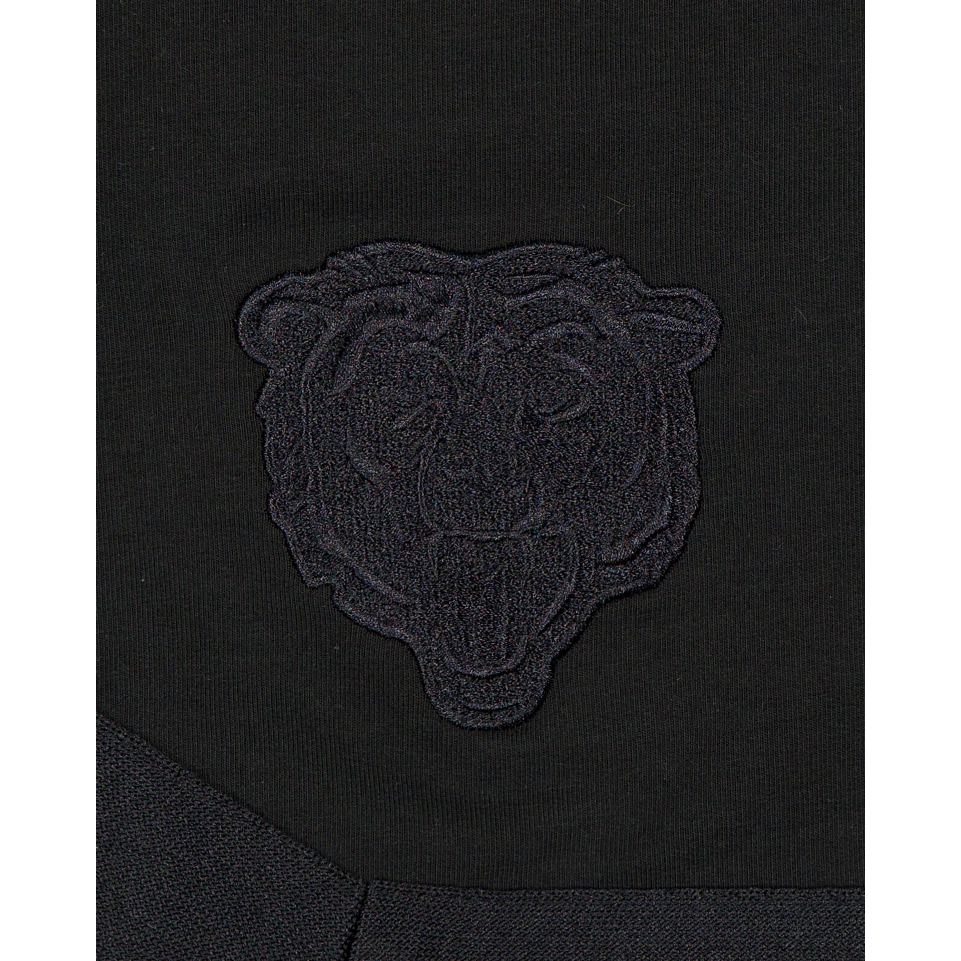 Chicago Bears Black on Black Logo Select Shorts