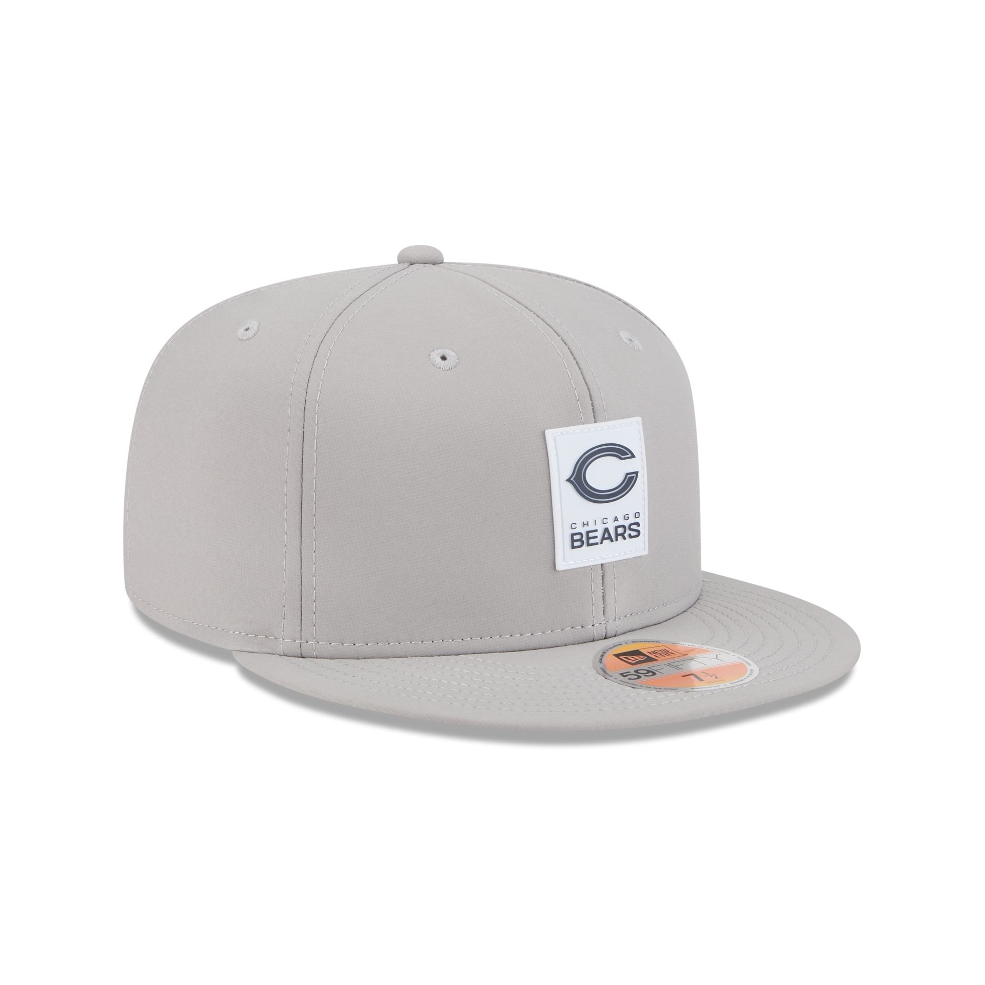 Chicago Bears 2025 Sideline Hot Weather Gray 59FIFTY Fitted Hat