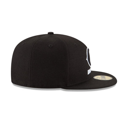 Chicago Bears Black & White 59FIFTY Fitted Hat